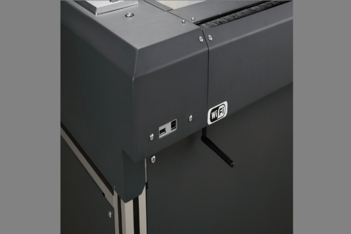 Flatbed Cutting Plotter F6090 thumbnail 4